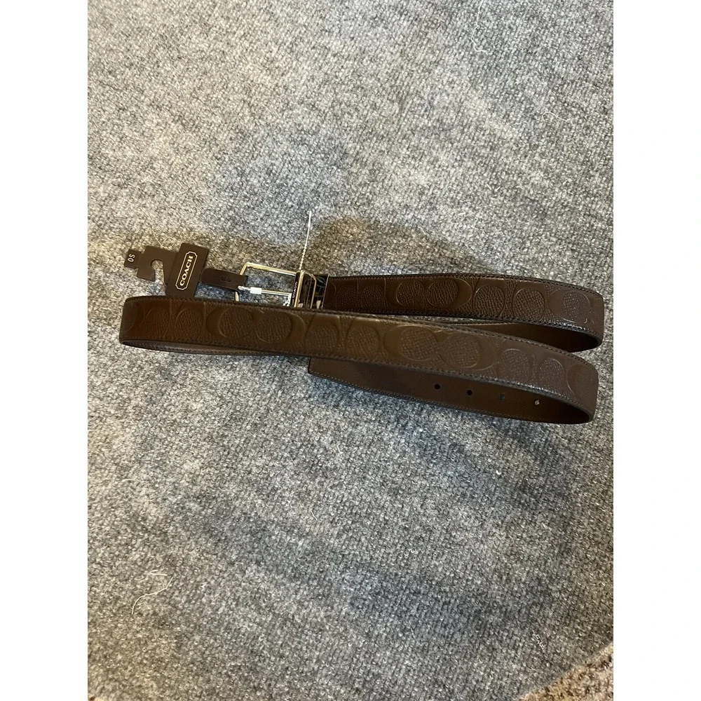 NWT Men's Coach Belt Leather Chocolate‎ Brown with silver buckle